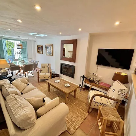 Maisons De Justine - Casa Carmen Holiday home